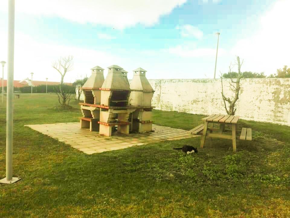 Beach Front Apartment - With Swimming Pool, Barbecue And Tennis Court! Viana do Castelo Buitenkant foto